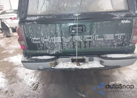 2004 Chevrolet Silverado 1500 Work Truck z USA, uszkodzony, nr VIN 1GCEC14X24Z156374